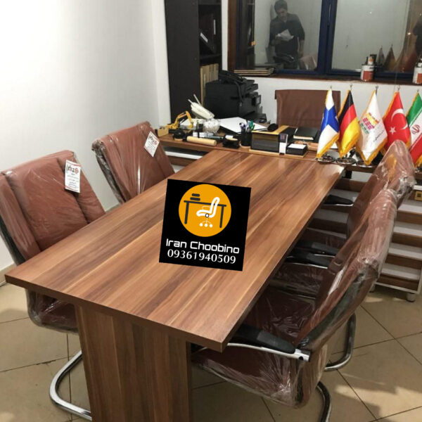 میز مدیریت اداری و کنفرانس